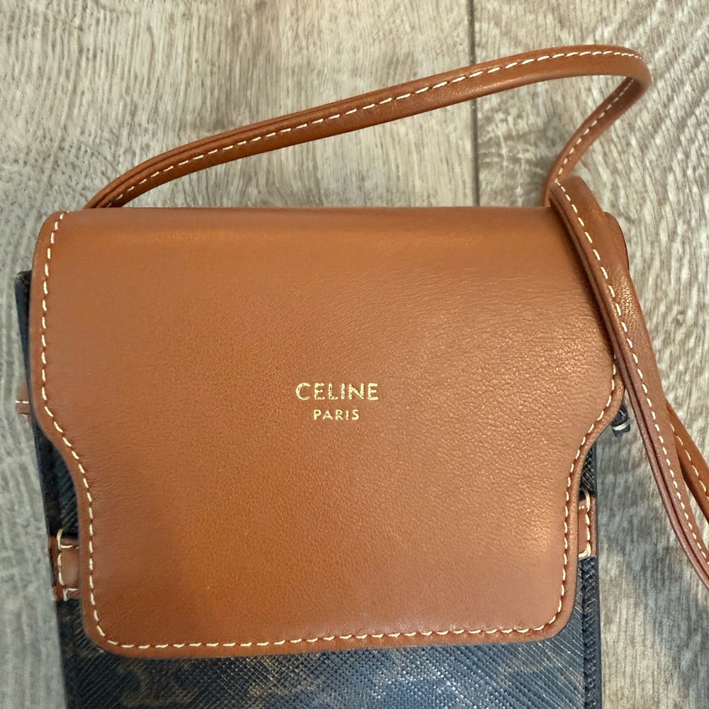 Authentic  Celine Triomphe Canvas Lambskin Phone Pouch With Flap - Picture 5 of 10